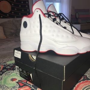 never worn !! I will not go lower than $100.